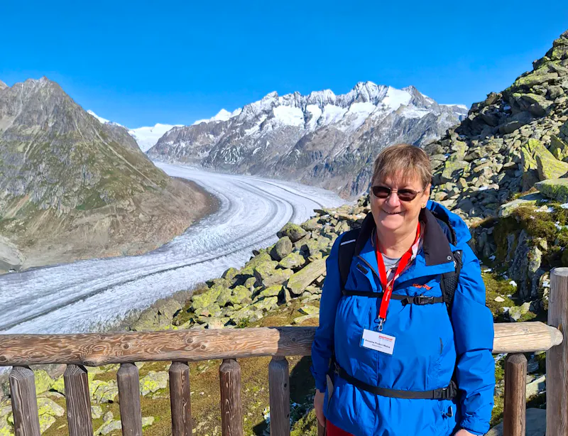 Auf dem Bettmerhorn vorm Aletschgletscher - &copy;Annette Probst-Weise - Eberhardt TRAVEL