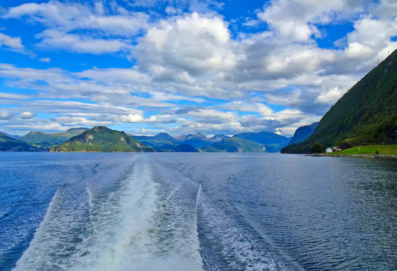 Fährüberfahrt über den Storfjord - &copy;Katrin Deutschbein - Eberhardt TRAVEL