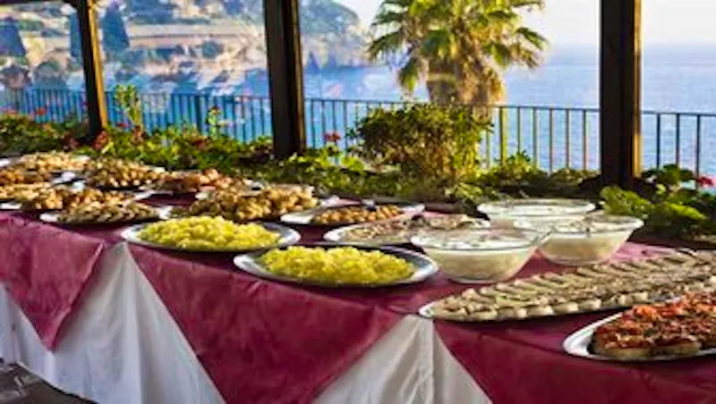 Buffet im Terme Providence &ndash; &copy;IschiaWandern