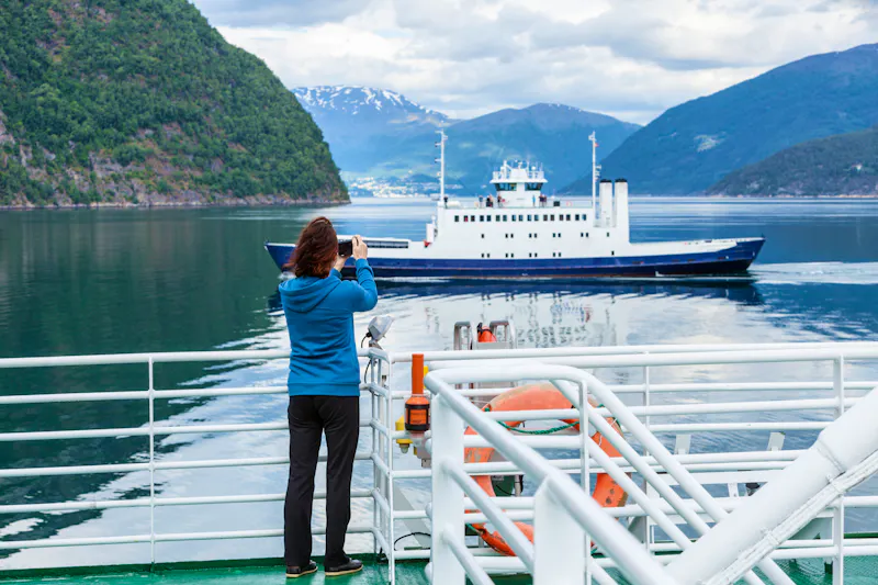 Fährüberfahrt in den Fjorden Norwegens - &copy;anetlanda - stock.adobe.com