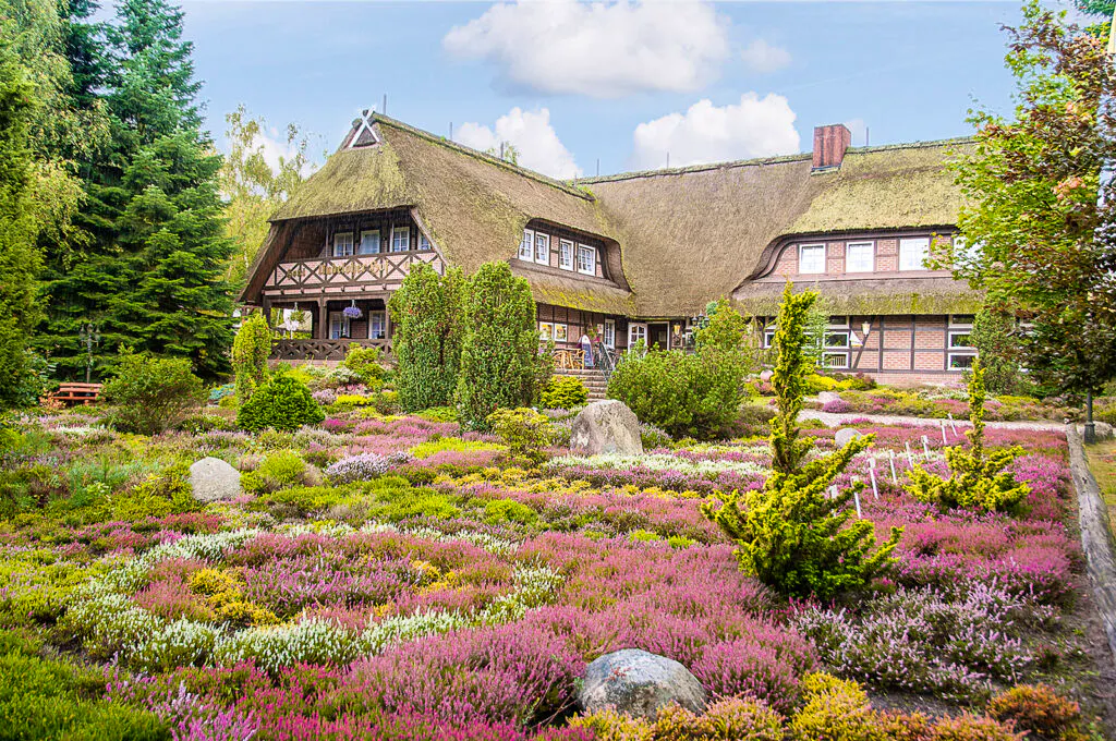 Undeloher Hof - Außenansicht &nbsp;&ndash;&nbsp;&copy;&nbsp;2026 Undeloher Hof GmbH