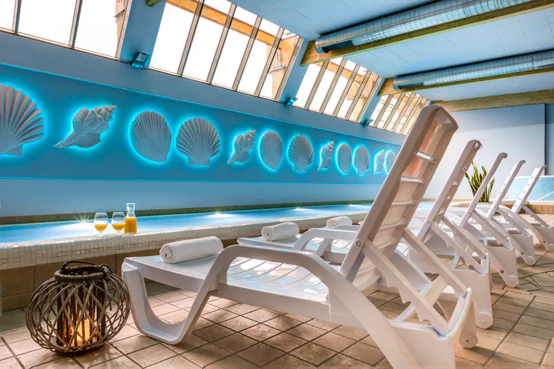 Schwimmbad im Hotel Aurora &ndash; &copy;IdeaSpa Travel