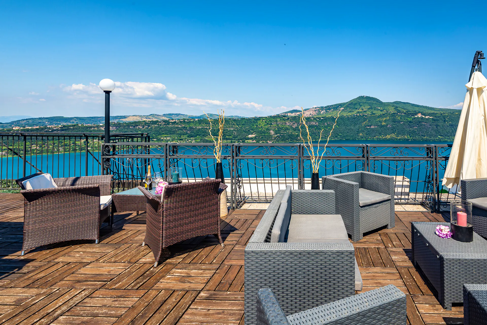 Hotel Castelgandolfo – Terrasse&nbsp;&ndash;&nbsp;&copy;&nbsp;Hotel Castelgandolfo