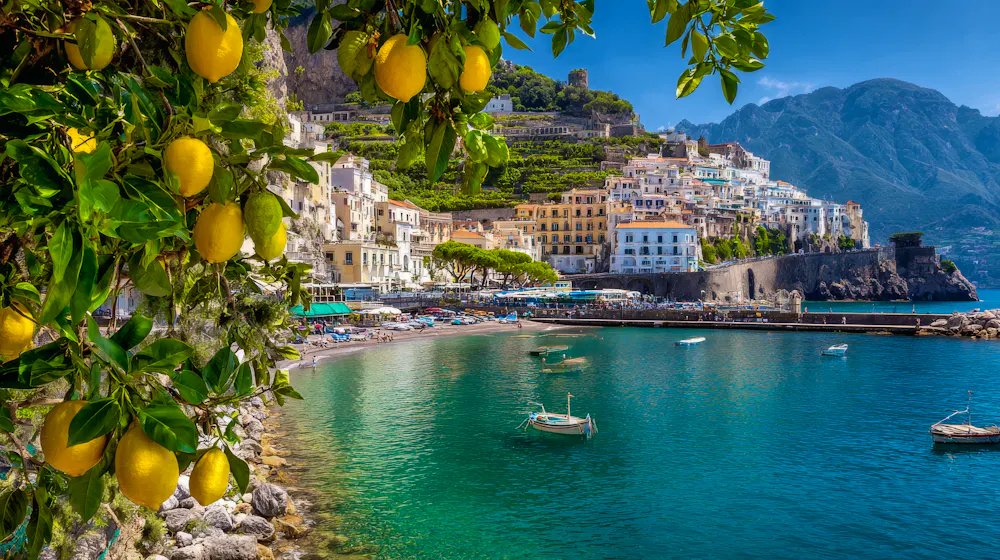 Amalfiküste  &ndash; &copy; Nasreen - stock.adobe.com