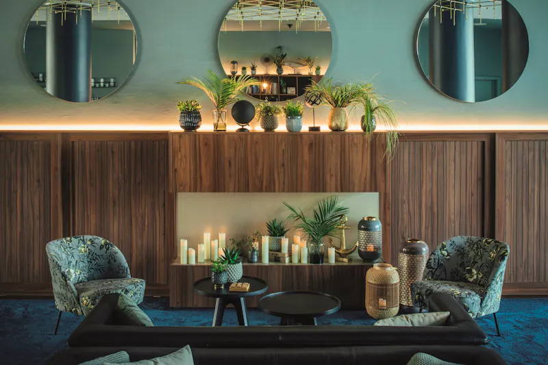 Lobby im Vienna House Amber Baltic Miedzyzdroje &ndash; &copy;IdeaSpa Travel