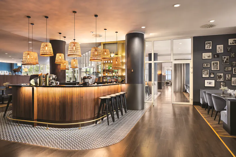 Bar im Vienna House Amber Baltic Miedzyzdroje &ndash; &copy;IdeaSpa Travel