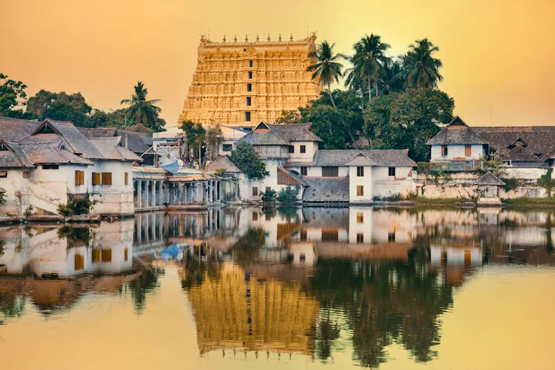 Goldener Sree-Padmanabhaswamy-Tempel in Thiruvananthapuram, Indien - &copy;gilitukha - stock.adobe.com