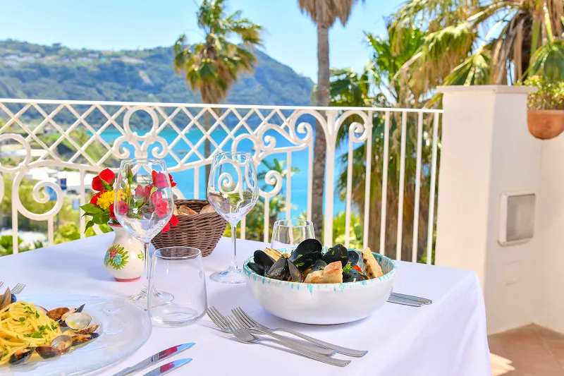 Terrasse im Terme Providence &ndash; &copy;IschiaWandern