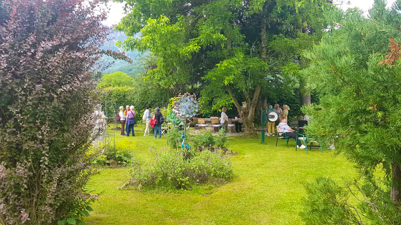 Bad Goisern - im Garten von Resi und Andy  - &copy;Anke Nicke - Eberhardt TRAVEL