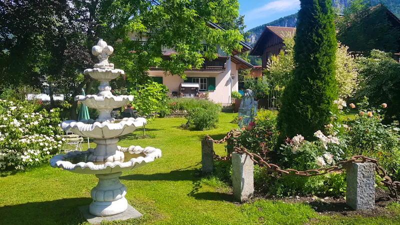 Bad Goisern - im Garten von Resi und Andy  - &copy;Anke Nicke - Eberhardt TRAVEL