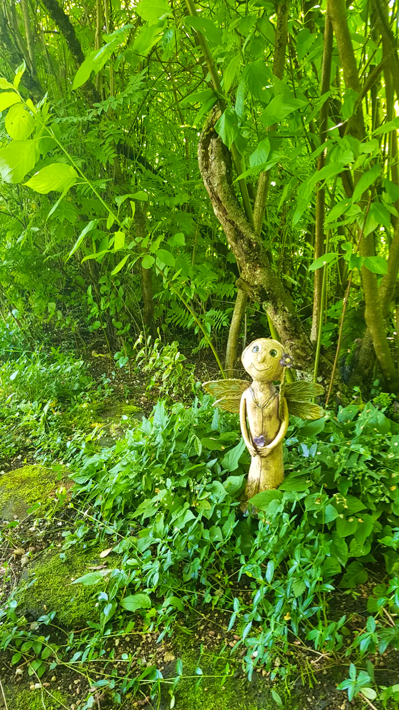Bad Goisern - im Garten von Rainer und Doris - die Gartenelfe beschützt Haus und Garten - &copy;Anke Nicke - Eberhardt TRAVEL