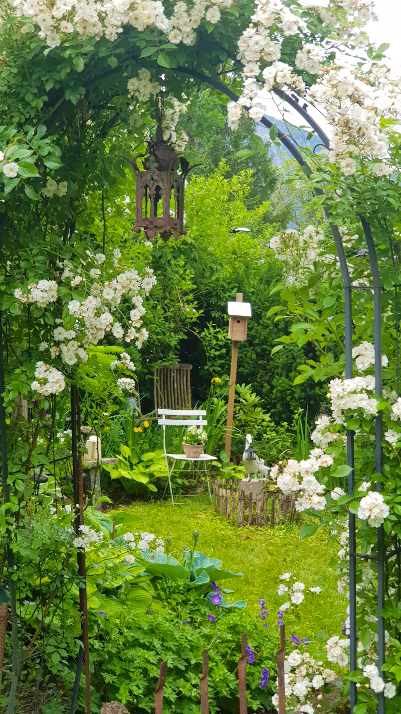 Strobl - im Garten von Elisabeth  - &copy;Anke Nicke - Eberhardt TRAVEL