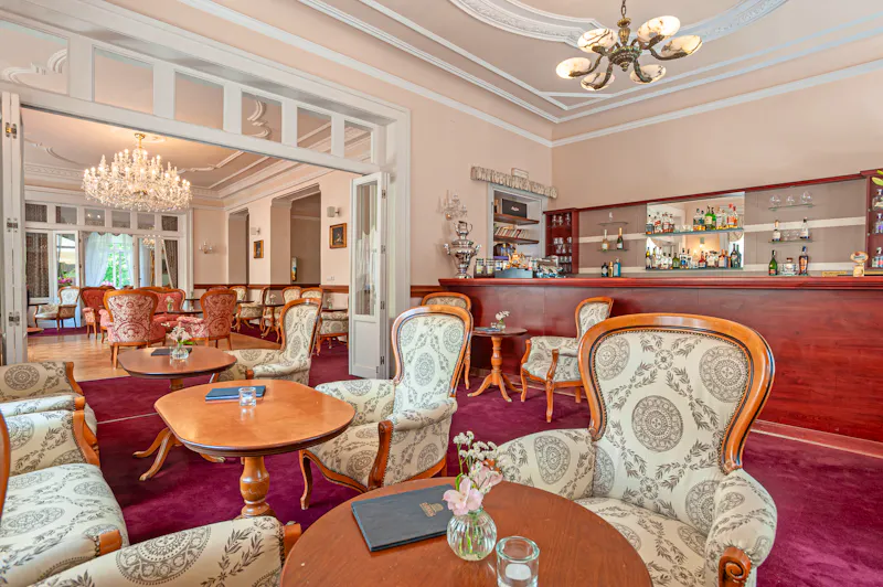 Franzensbad - Kurhotel Imperial - Bar &ndash; &copy;PETERMATTPHOTO gmail com