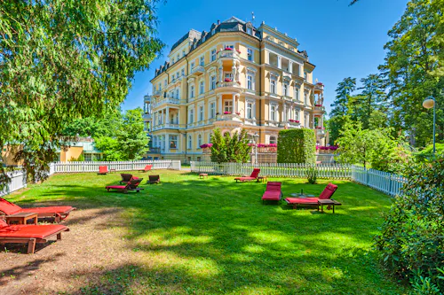 Franzensbad - Kurhotel Imperial - Aussenansicht &ndash; &copy; PETERMATTPHOTO gmail com