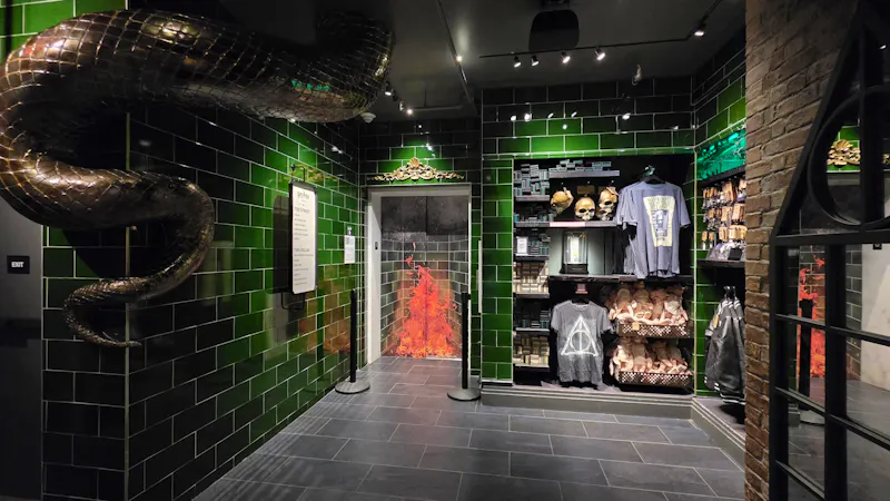 Harry Potter Shop New York City - &copy;Vivien Fiedler - Eberhardt TRAVEL