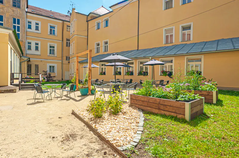 Franzensbad - Kurhotel Luisa - Garten &ndash; &copy;PETERMATTPHOTO gmail com