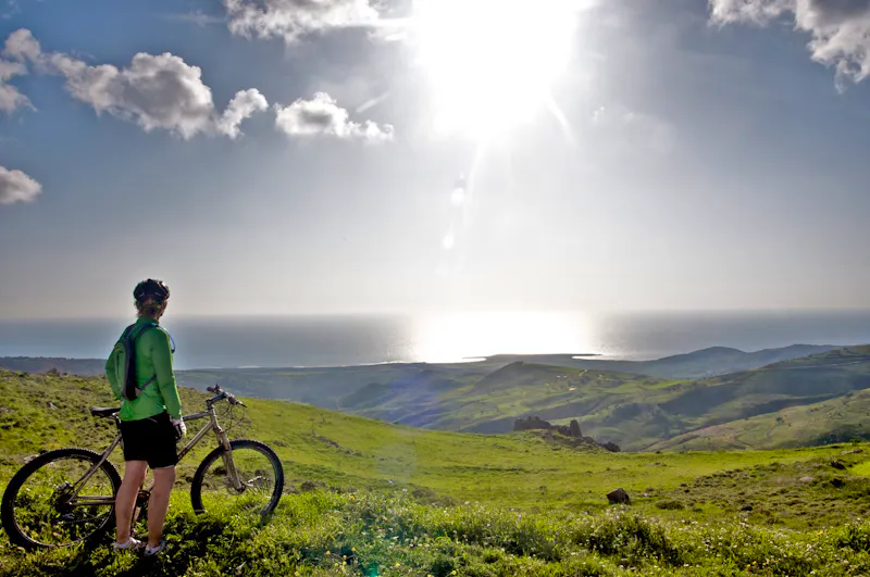 Fahrradfahren im Hinterland von Limassol - &copy;www.visitcyprus.com