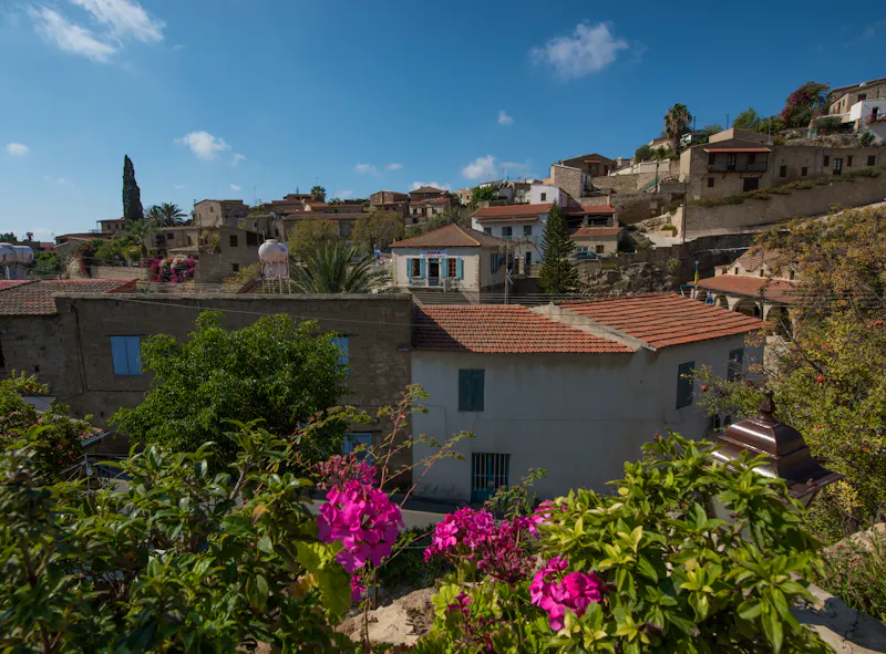 Blick auf Tochni bei Larnaka - &copy;All images copyright © Ollie Taylor. Unauthorised usage prohibited.