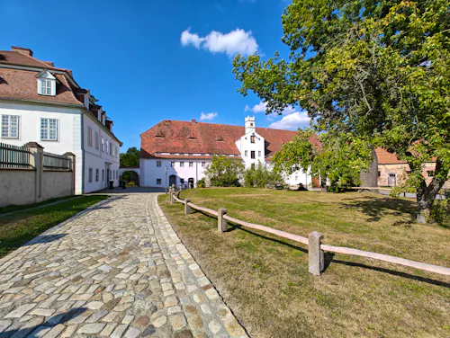 Schloss Zinsendorf &ndash; &copy; scimmery1 - stock.adobe.com
