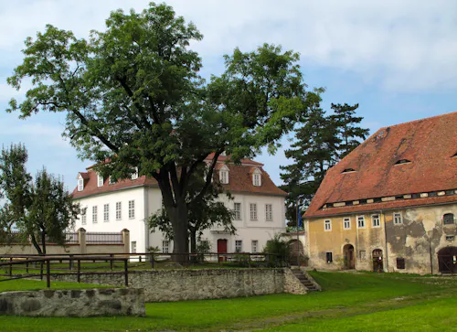 Schloss Zinsendorf &ndash; &copy; Ulrich Weiß - stock.adobe.com