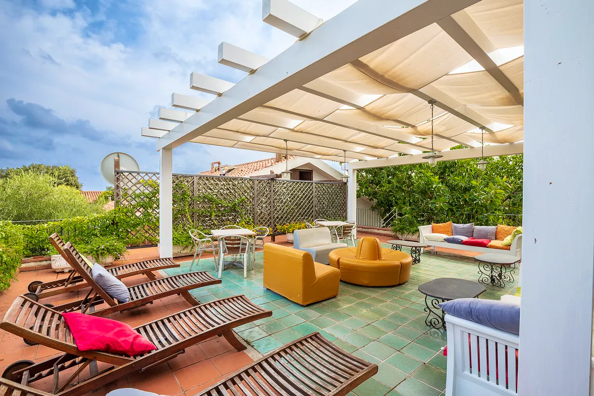Hotel Santa Maria Loungebereich aussen&nbsp;&ndash;&nbsp;&copy;&nbsp;Hotel Ristorante Santa Maria