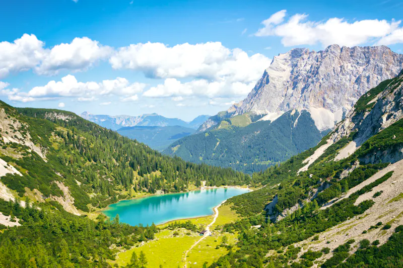 Seebensee mit Blick auf die Zugspitze - &copy;serkat Photography - stock.adobe.com