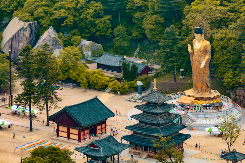 Beopjusa-Tempel und Buddha Statue  - &copy;Pvince73 - stock.adobe.com