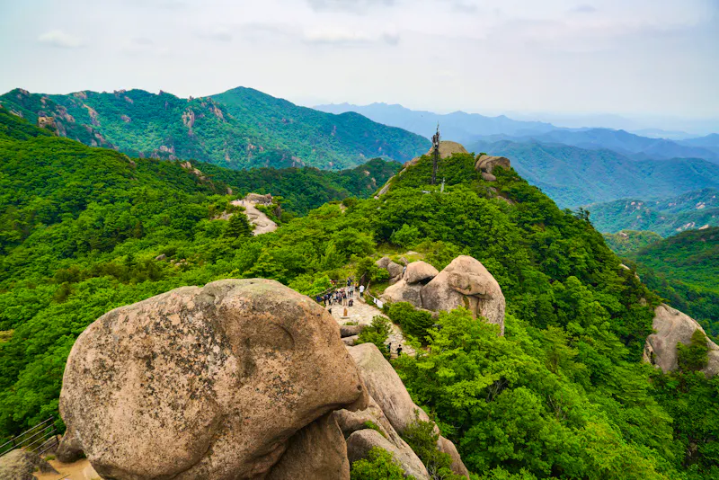 Gyeongsangbuk-do im  Songnisan Nationalpark - &copy;JinChang - stock.adobe.com