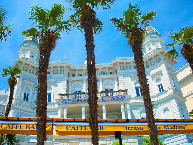 Casino an der Promenade von Opatija - &copy;Eberhardt TRAVEL