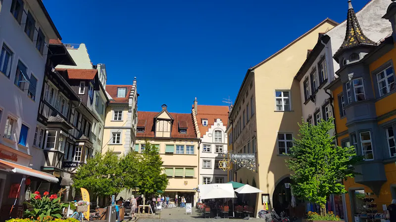Lindau Insel - Maximilianstraße - Hauptgeschäftsstraße seit dem Mittelalter  - &copy;Anke Nicke - Eberhardt TRAVEL