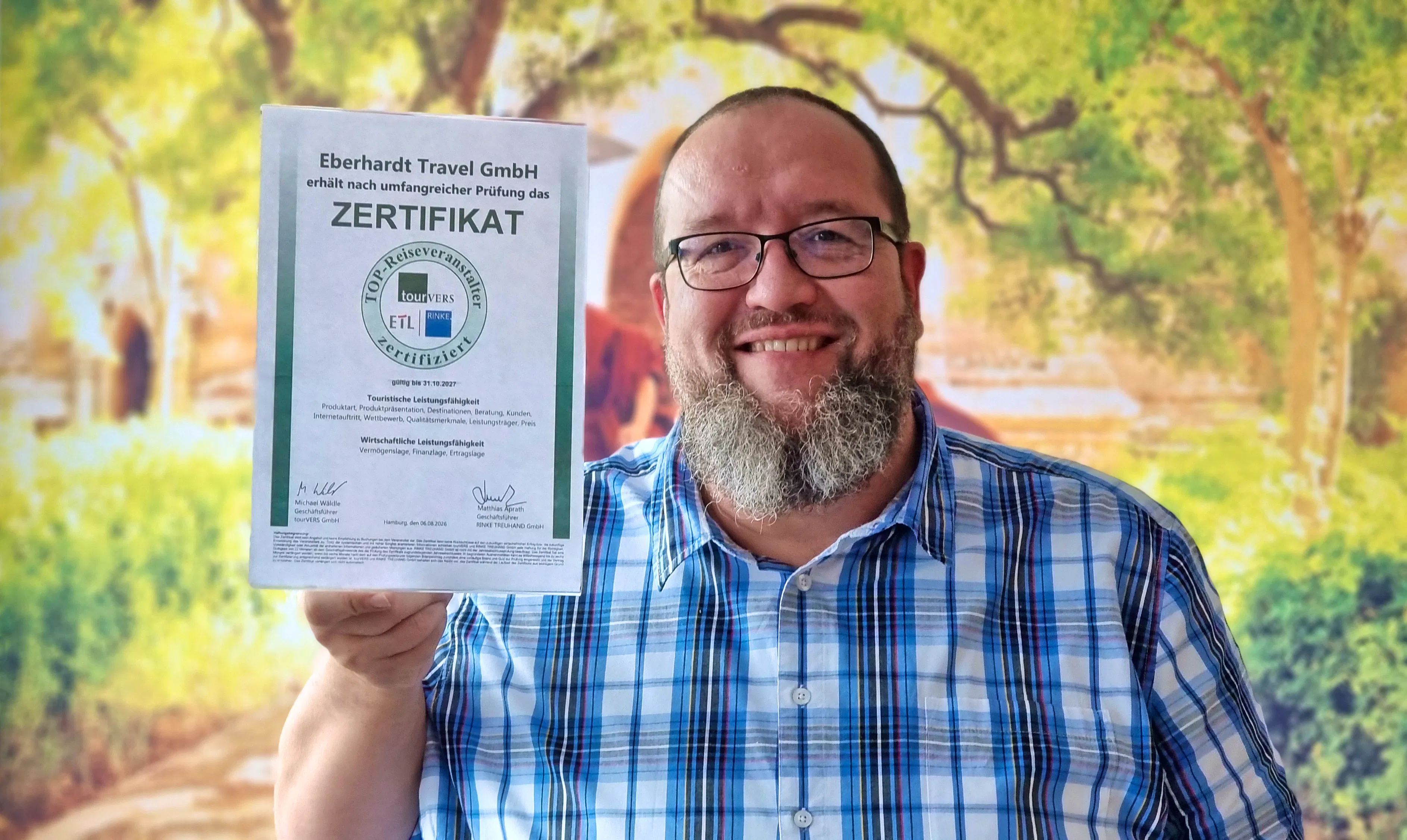 Eberhardt TRAVEL erstmals als TOP-Reiseveranstalter zertifiziert