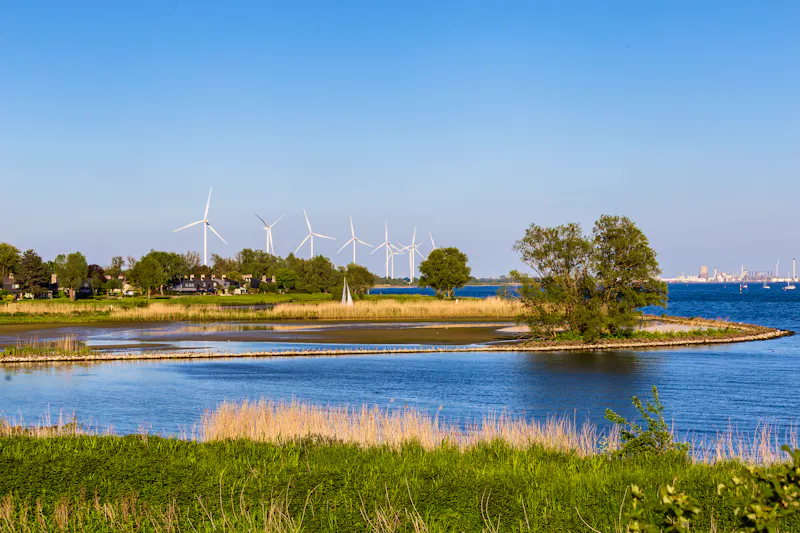Hollands Diep vom Fort Buitensluis in Numansdorp, Südholland - &copy;Hilda Weges - stock.adobe.com