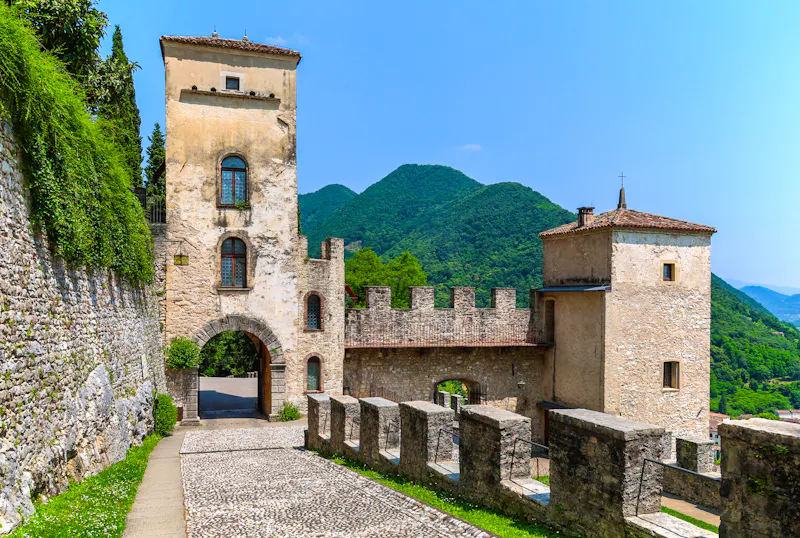 Castel Brando bei Cison di Valmarino - &copy;Rechitan Sorin - stock.adobe.com