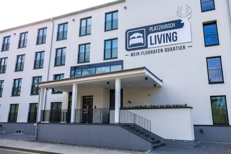 Außenansicht Hotel Platzhirsch Living &ndash; &copy;Platzhirsch Living GmbH