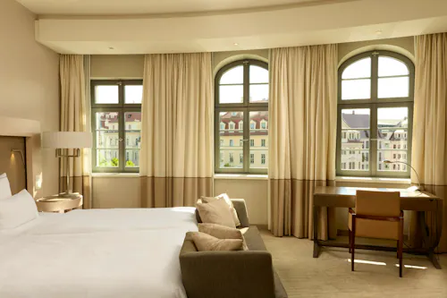 The Cloud One Hotel Dresden-Frauenkirche - Zimmerbeispiel &ndash; &copy; Motel One Operating Group