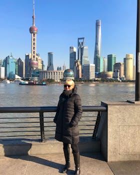 Shanghai Skyline bei eisigen Temperaturen