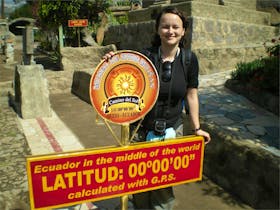 In Ecuador an der Äquatorlinie
