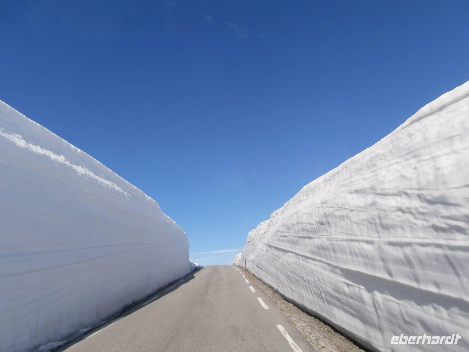 Reisetipp: Schneestraße in Norwegen über das Aurlandsfjell