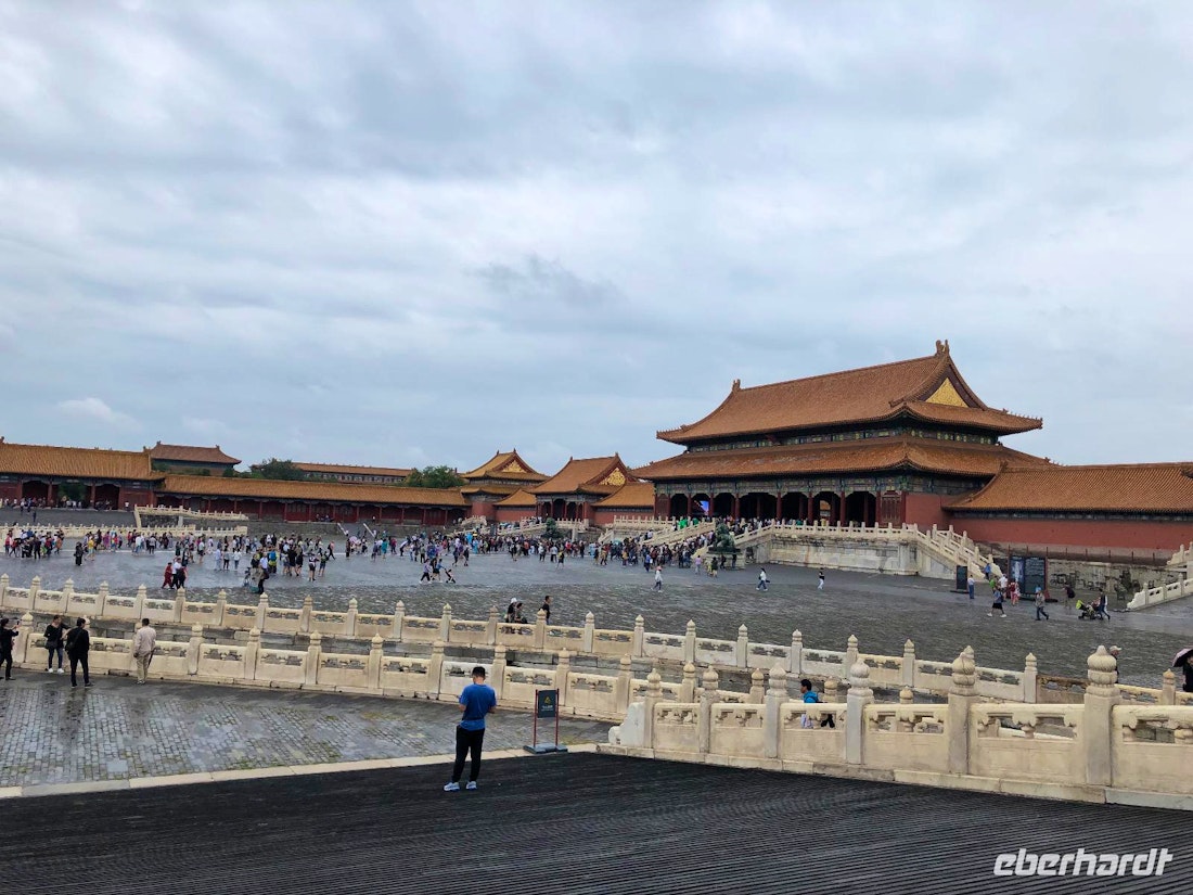 Vorbereitung auf eine China Reise – © Sabine Letzybyll