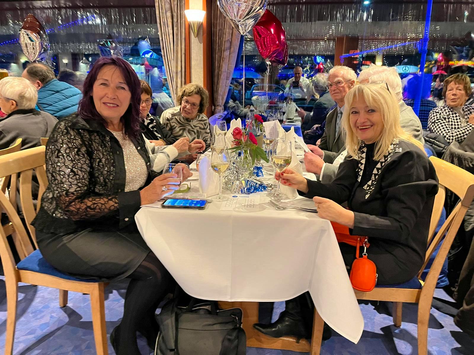 Single Silvester Reise Hamburg mit meiner Kollegin Heike Wunder auf dem Silvester-Schiff - Allina Anderer