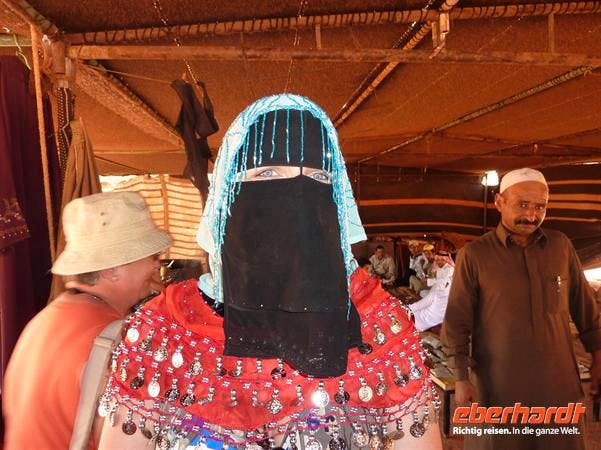 Reisebegleiterin Isabel Braksiek mal anders - Isabel Braksiek