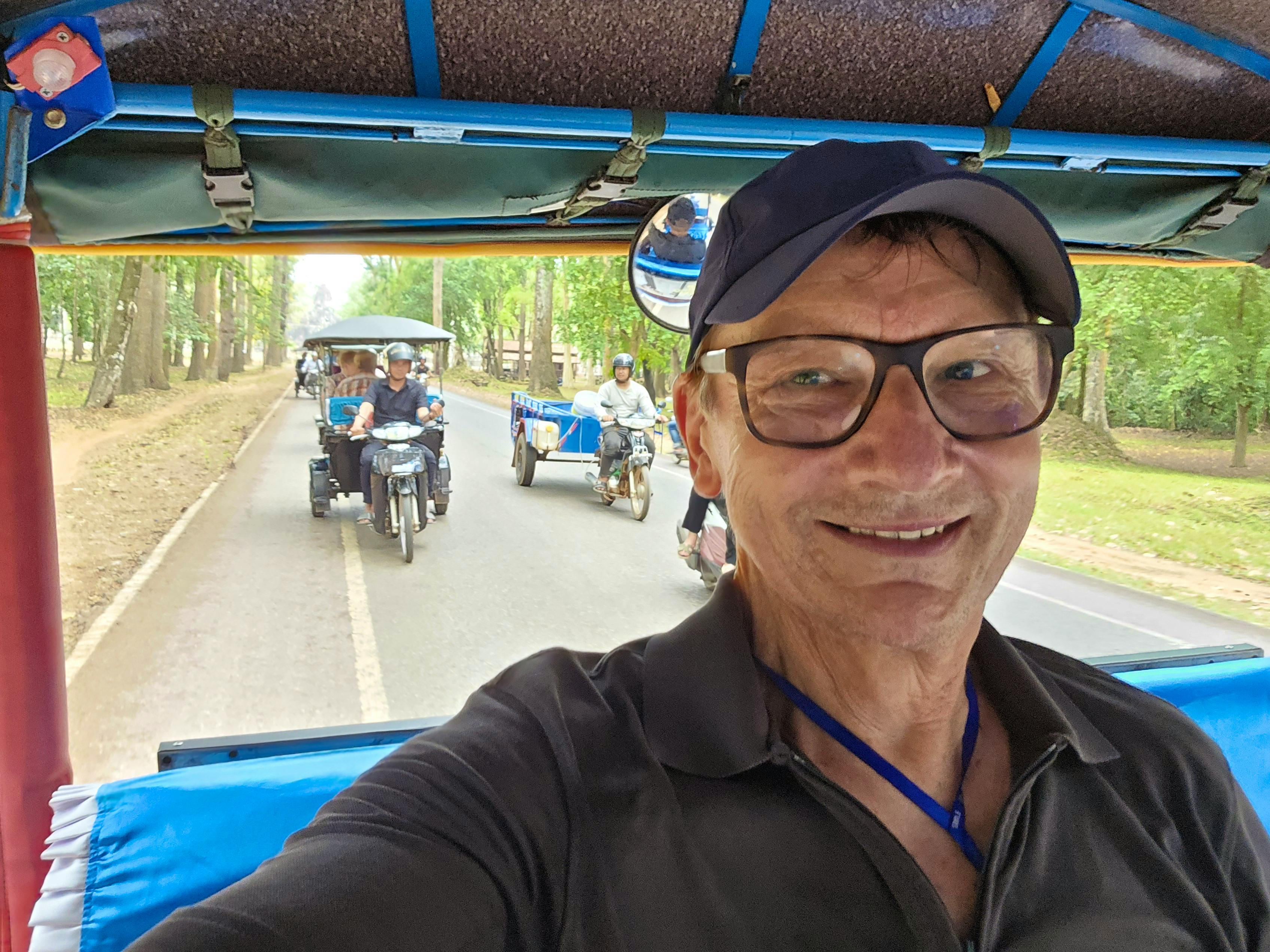 im Tuk Tuk unterwegs - Jürgen Müller