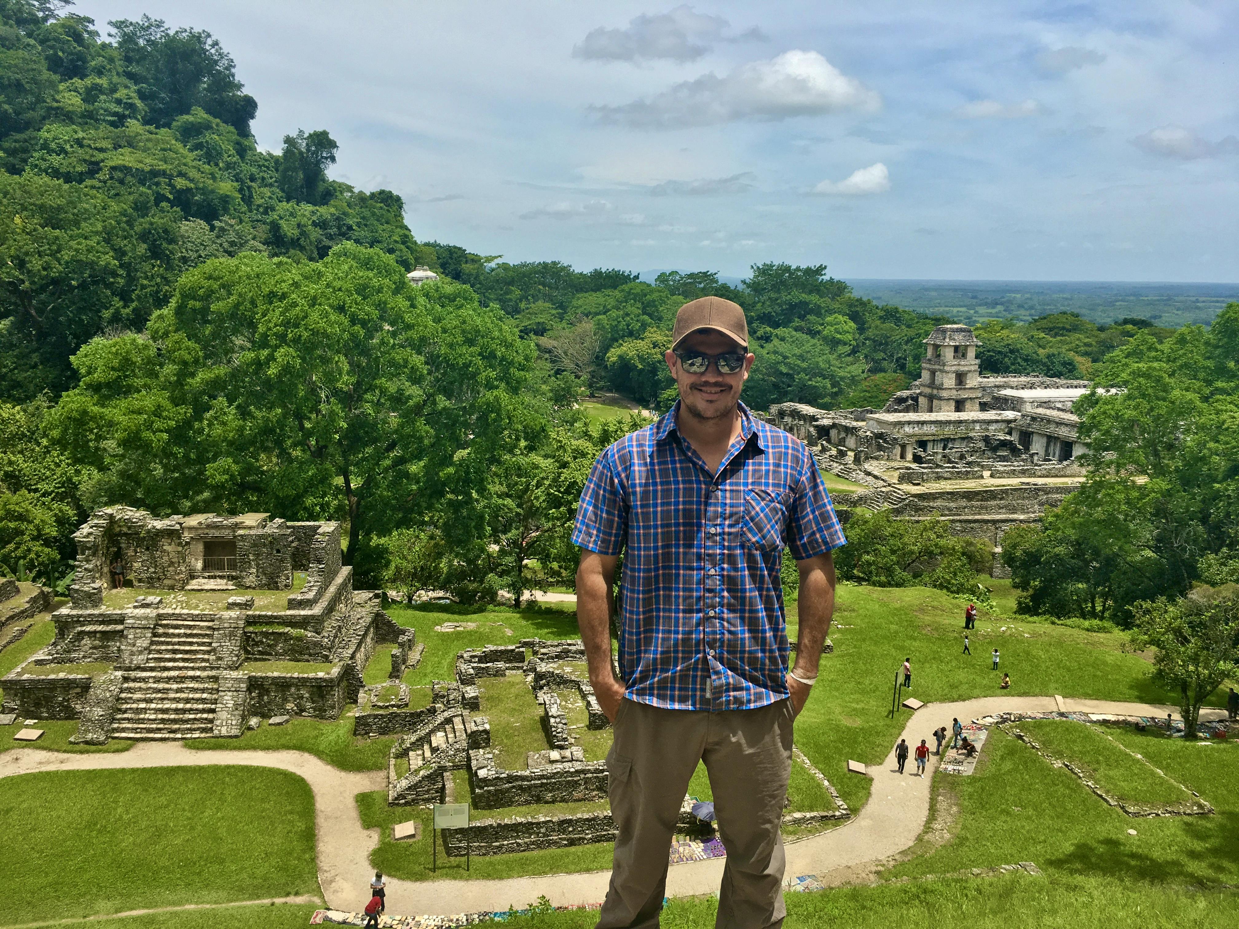 Ruinen in Palenque - Manuel González Urrutia