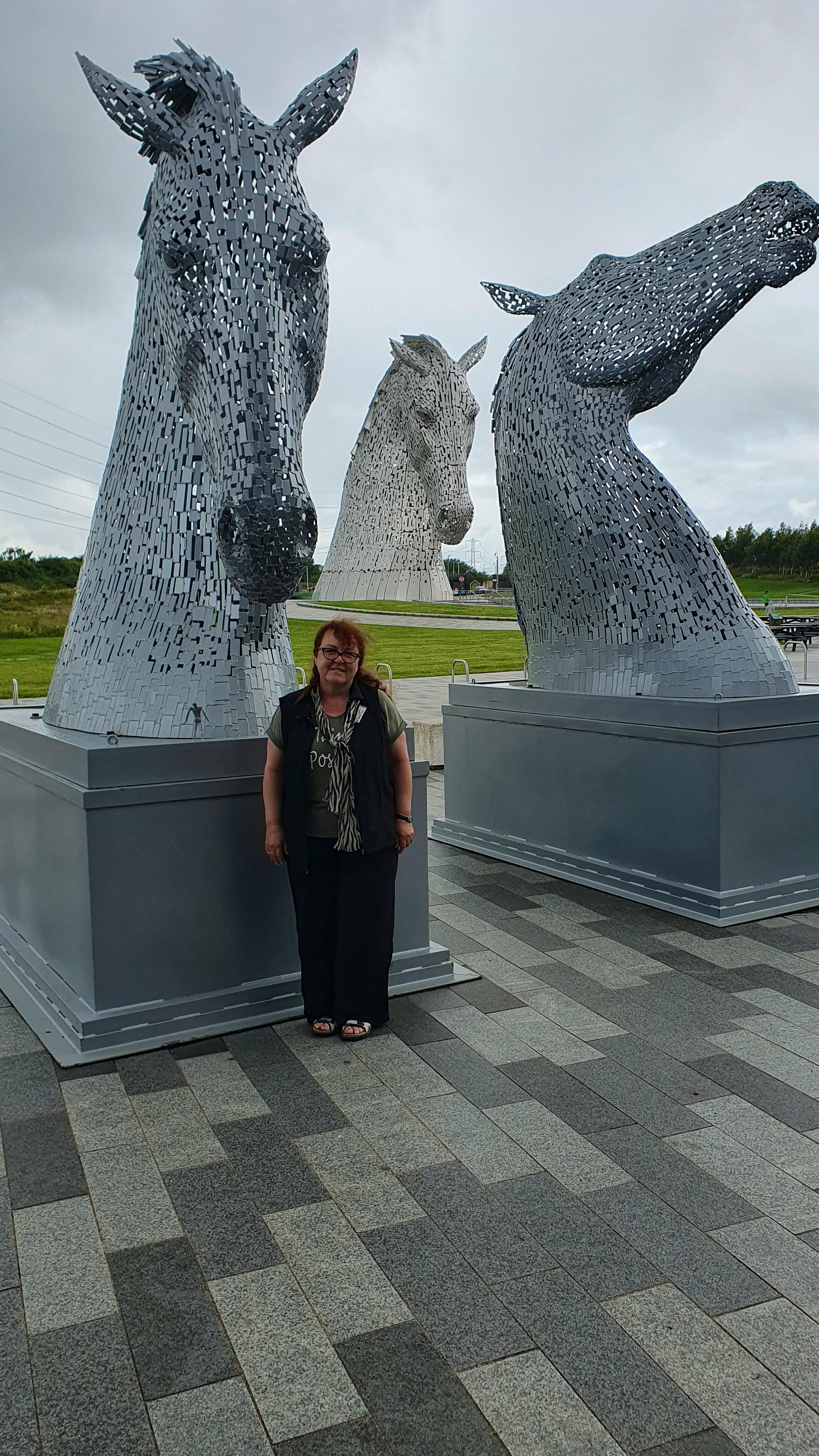 bei den Kelpies in Falkirk- Schottland - Marlies Thrum