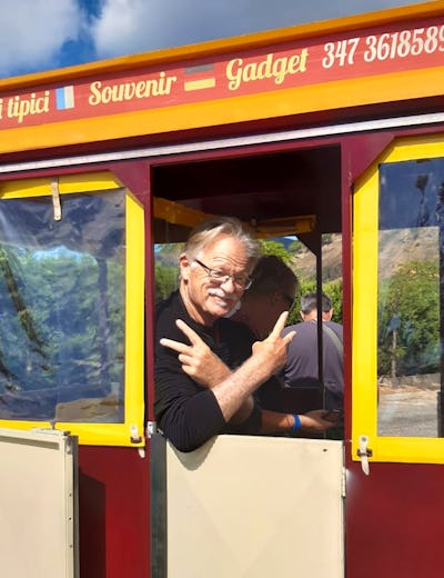 Touristenzug in Gerace  - Ekkehard Villing