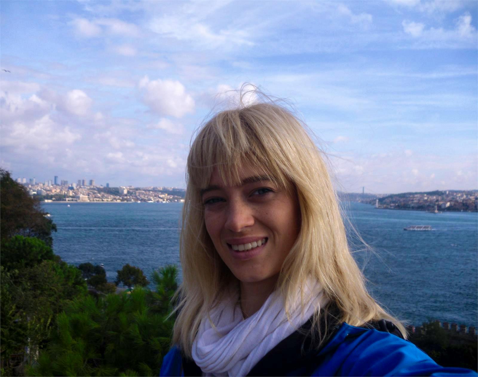 in Istanbul vor dem Bosporus - Sandra Mahr