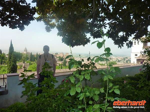 Dominik Zilliken im Generalife vor der Alhambra - Dominik Zilliken