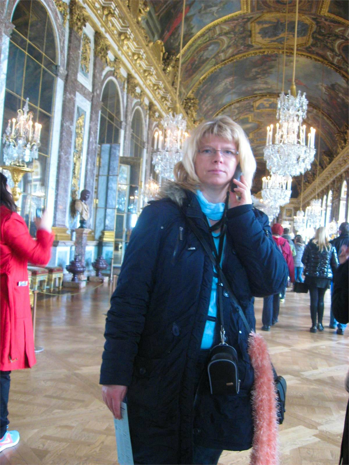 im Spiegelsaal von Schloss Versaille - Sybille Schober