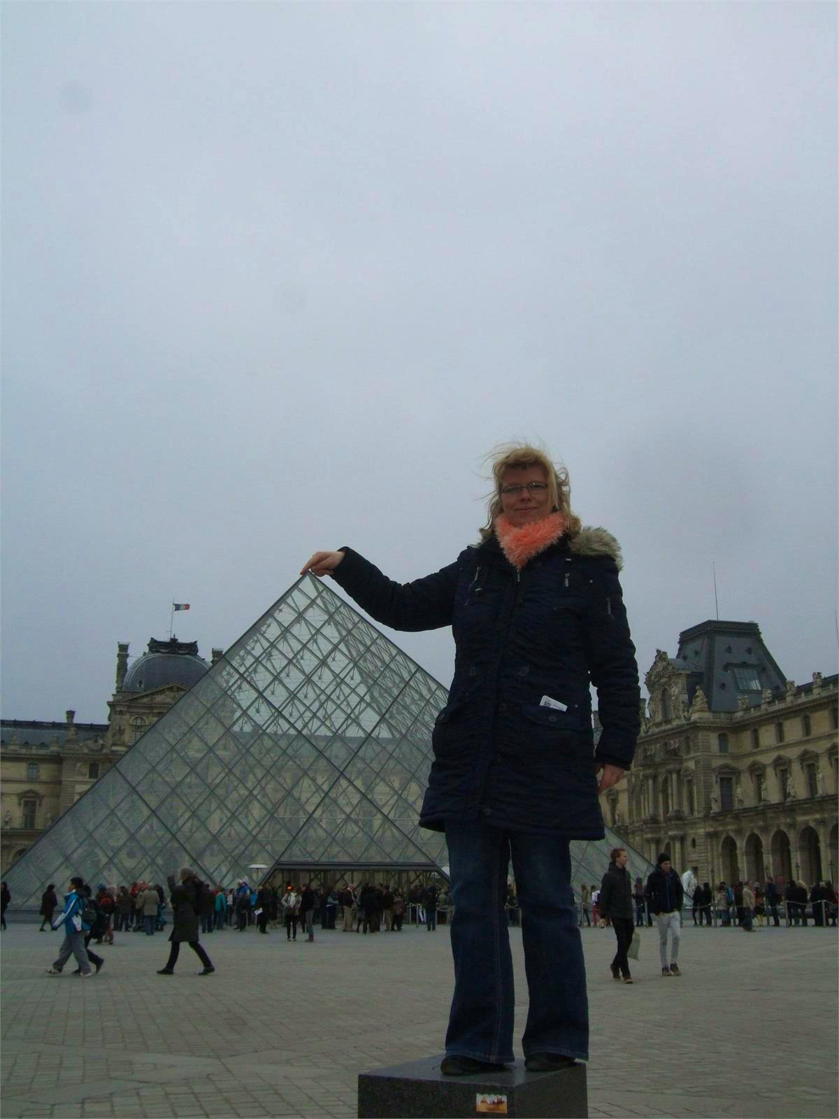 Paris im Louvre - Sybille Schober