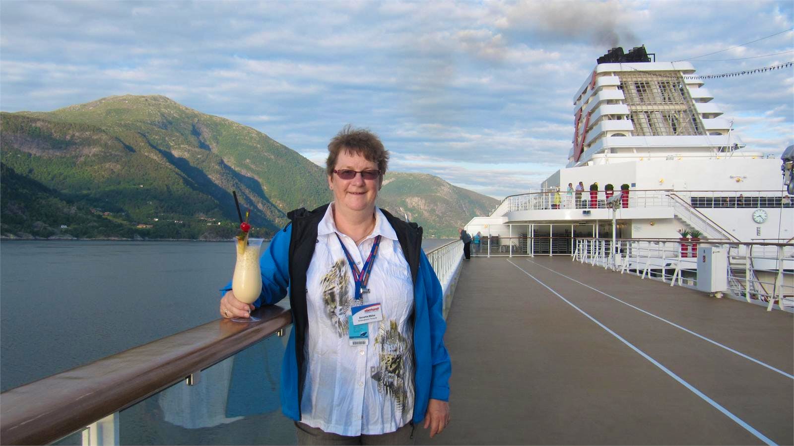 Auslaufen mit Mein Schiff im Sognefjord - Annette Probst-Weise